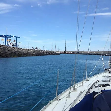 Botel Velero En Lanzarote Ramirez Playa Blanca (Lanzarote)